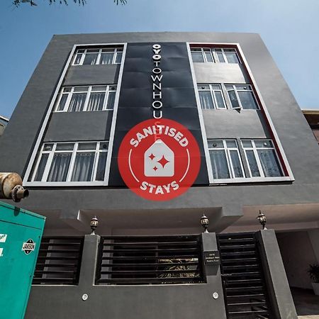 Oyo Townhouse 086 Pankha Road Hotel New Delhi Ngoại thất bức ảnh
